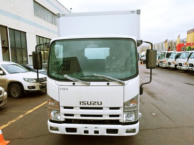 Изотермический фургон Isuzu ELF 3.5 NMR85H 4,3 м