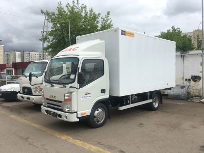 Изотермический фургон Jac N56 3,5 тонны 4,4 м