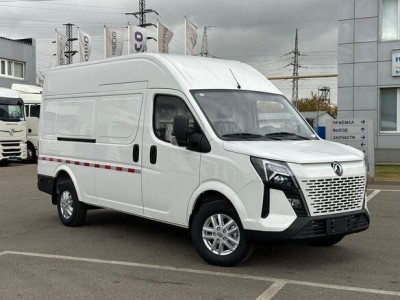 Промтоварный фургон DONGFENG K33 цельнометаллический 1,0 тонна 3,3 м