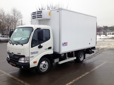 Рефрижератор Hino 300-650 STD 3,3 тонны