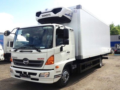 Рефрижератор Hino 500 STG 12 тонн c ХОУ Zanotti